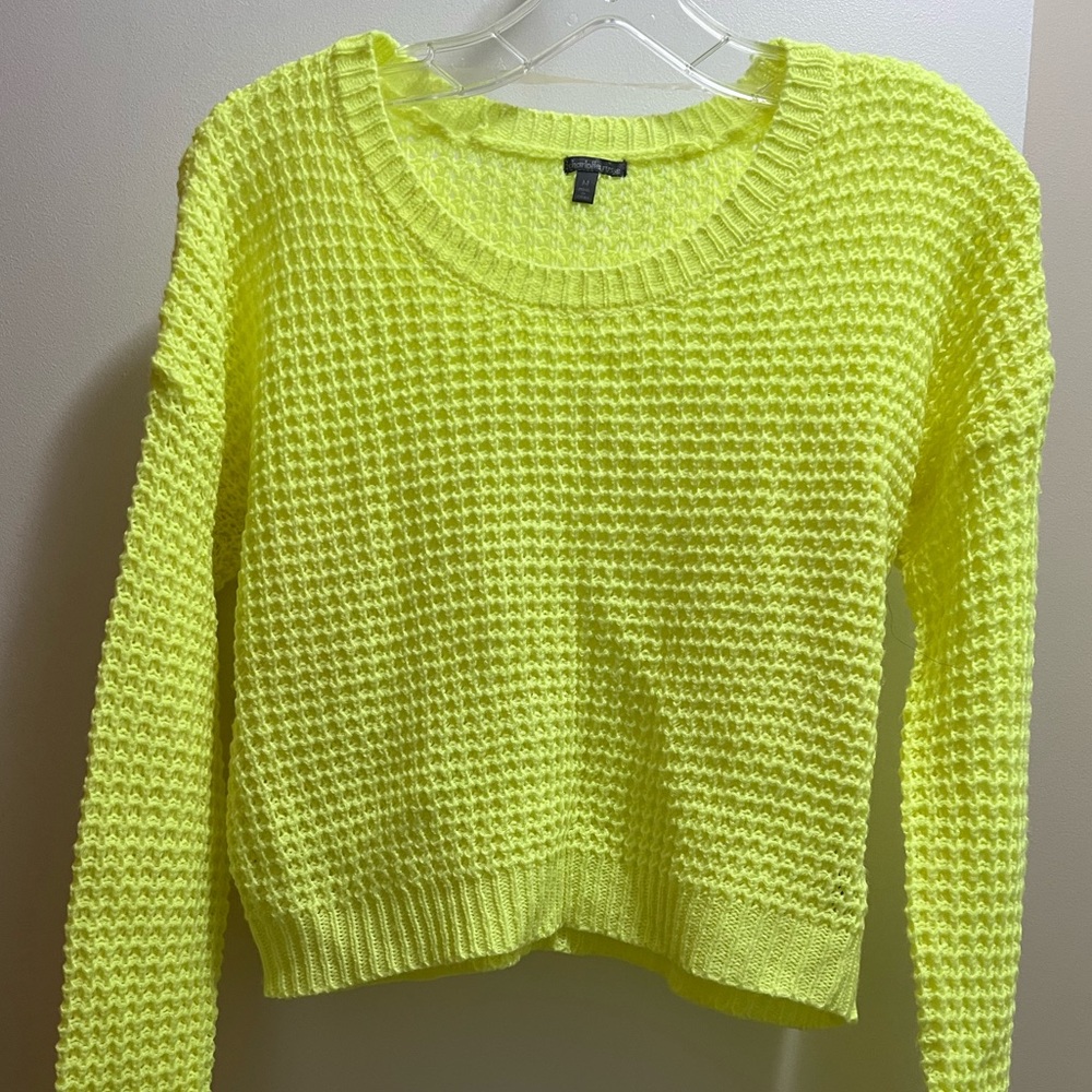 Charlotte Russe Neon Crop Waffle Knit Sweater New without tag